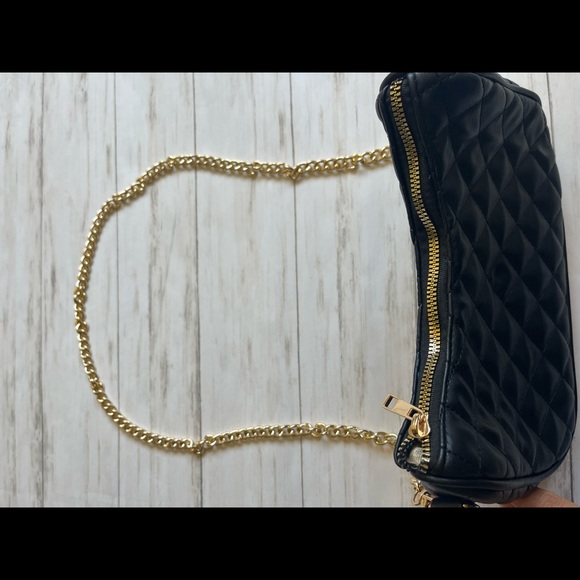 Black & Gold Purse - Picture 3 of 5